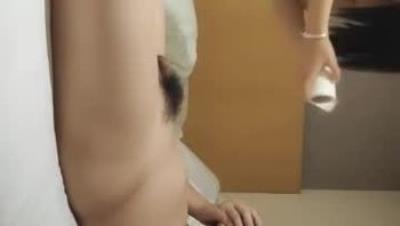 2021- 10- 04探 花 新 人 約 草