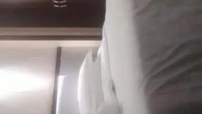 2021- 10- 18  小 黑 鴨 尋 歡 約 條 紋 裝 外 圍