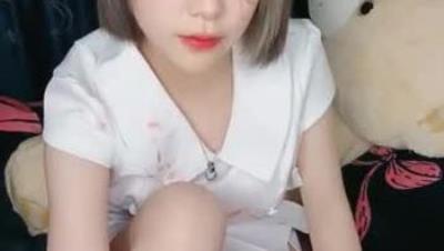 清 純 系 天 花 板 極 品 小 蘿 莉 ， 全 套 護 士