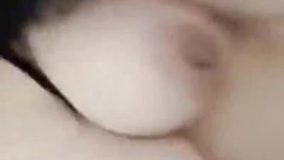 【 極 品 巨 乳 來 襲 】 超 爆 巨 乳 半 糖 女 神