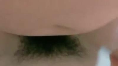 頂 級 粉 嫩 肥 鮑 美 女 白 絲 振 動