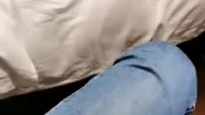 【 屌 哥 全 國 探 花 】 ， 2000網 約 上 門 小 姐 姐 ， 一 對 大 胸 超 誘 人