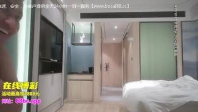 胖 哥 哥 網 約 兼 職 大 學 生 外 圍 美 女 ， 性 感 很 活 潑