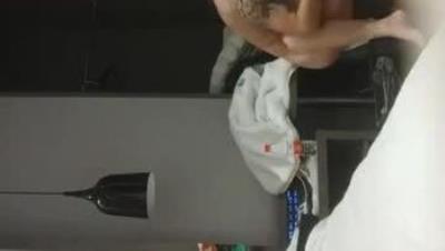 2021- 12- 19  《 用 利 抽 插 》 高 品 質 探 花 ， 白 衣 兼 職 小 妹