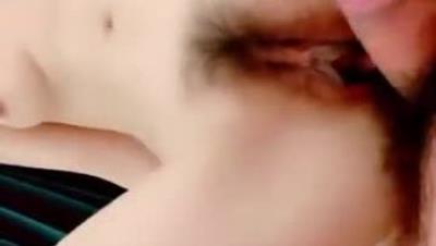 剛 播 不 久 素 顔 美 女 ， 首 次 和 炮 友 操 逼 秀 ， 特 寫 舔