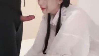 最新极品网红美少女▌小余▌剧情演出被尾强奸的白丝汉服少女 深喉翘屌刮擦G点 精液灌满骚穴满满的征服感