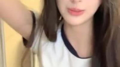 2021.12.23， 近 期 全 網 下 海 最 極 品 青 春 漂 亮 的 女 神