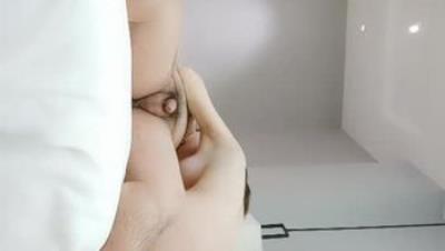 AI高清2K修复202197胖哥探花绝世粉嫩一线天极品美乳18岁小萝莉胖子爱不释手插几下就要舔逼享受青春胴体爽翻