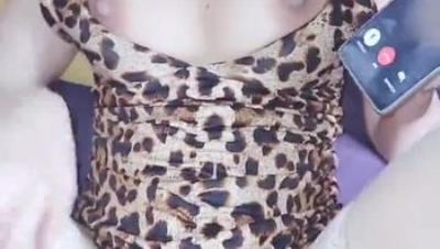 超顶人气91原创淫荡痴女丝姬通话被艹NTR绿帽老公-没干什么我在自慰-老公原谅我吧被艹高潮射里面了