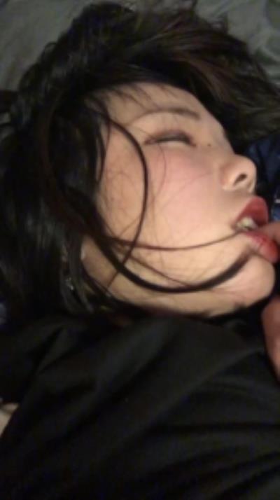 原创-00后space营销水多逼紧粉嫩