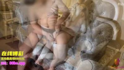 AI画质增强最新童颜巨乳极品名器尤物一只小嘤嘤-趁男友打游戏吃肉棒-强烈要求巨屌无套中出-极品美鲍榨干精液