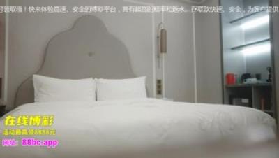 AI画质增强2022-01-24开发探索极品风骚网红女丰乳肥臀肉感身材掰开小逼看看翘起屁股后入式搞得太猛妹子受不了