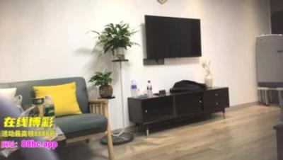 2022-2-24熟女丶探花极品眼镜人妻仙丹加持高清拍摄近距离舔屌展示口活侧入爆插小穴