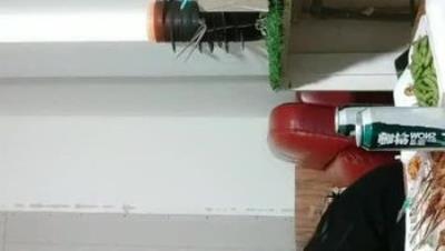 2022-2-10大内密探008泡良高手带妹子回宿舍吃饱喝足操逼慢慢凑近摸摸搞搞美女欲拒还迎按到床上扒