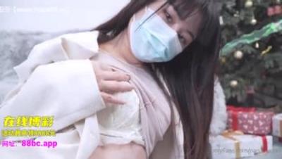 极品女神性爱流出白虎美穴网红娜娜宿醉的极品骚货姐姐勾引弟弟乱伦做爱-结局芭比Q