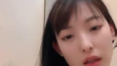 黄播界小痞幼-超高颜值纯欲系美女浴室全裸喜欢玩诱惑-翘起美臀抖动-来大姨妈不能扣