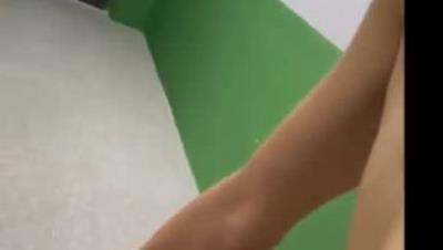 最新性爱泄密约炮大神Looks19真实约炮实录-约操JK极品白嫩妹纸-调教玩操叫的好销魂