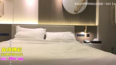 AI画质增强2020-09-14-小宝寻花约了个长裙肉肉少妇舔弄上位骑乘抽插猛操非常诱人