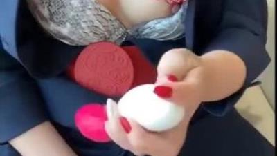 极品反差东航空姐高冷高贵稀缺极品身材空姐穿空姐制服自卫掰逼-诱惑呻吟-制服诱惑-好想操-高清720P版