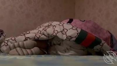 【自称真实乱伦母子】，外站12万粉大神【真实小王子】钻石付费贴，再次居家操老妈，肥水不流外人田5V