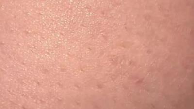 【原创】看着老婆在我们婚房床上被前男友操，居然还让我给他们舔交处!