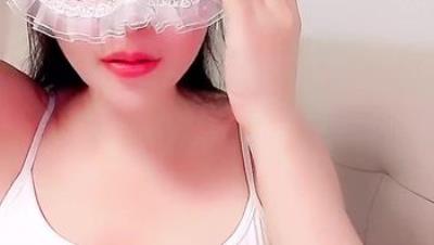 【柠曦】饥渴丝袜美少妇骑乘后入口交乳交拔出射精20250326