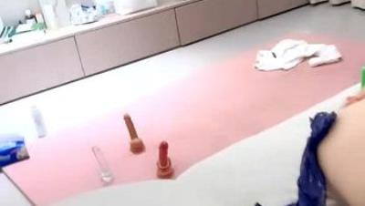 气质美貌才艺并存的极品少妇，丝袜高跟大长腿全程露脸精彩大秀直播，火辣激情脱衣艳舞，一字马道具蹂躏骚逼