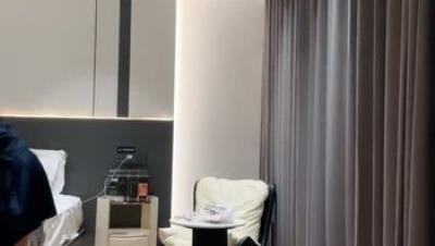 【新晋反差嫩妹】，闷骚眼镜小迷妹【困】道具自慰，无套啪啪，尝试肛交后入，小母狗属性拉满