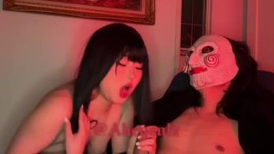 极品阿黑颜母狗「Pupu噗噗」电锯惊魂系列《魅魔觉醒》女上骑乘竖锯爷爷，疯狂高潮阿黑颜，最后吃掉榨出来的精液