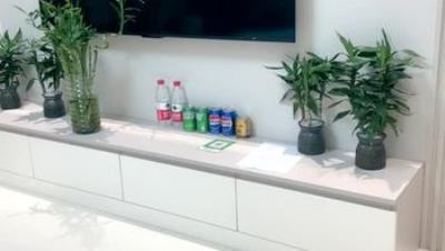 【糖宝宝】喂不饱骚货 深喉吃鸡舔逼啪啪爆力操 道具抽插特写展示表情好骚