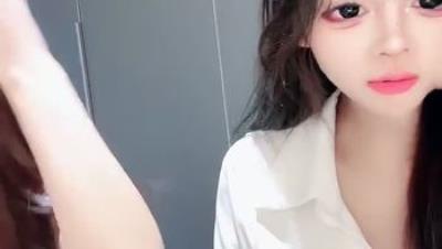 【这个女孩真的好看】【西奶】人气女神! 带闺蜜下海 群p 内射 简直不要太爽