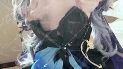 边走边尿『兔崽baby』未流出新作，白丝户外，白裙炮击，粉裙等等，塞着假鸡巴走路 边走边插 爽到失禁喷 下