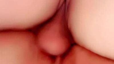 风流潇洒有味道的极品姐姐在家跟大哥激情啪啪，全程露脸情趣丝袜诱惑，69舔逼口交大鸡巴，让大哥无套爆草