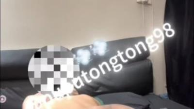 新晋原创约啪大神，05土象纯爱体育生「噗噗通通」，后入灰丝长身少妇，臀浪翻滚，屁股被拍的通红，全程浪叫