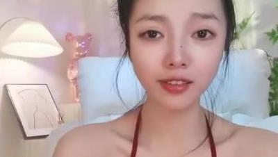 【鲨鱼小辣椒】性感绝美女神 跳蛋自慰骚穴水嫩嫩浪叫呻吟不止