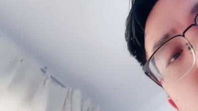 【豆腐西施】大奶无毛美少妇骑乘后入无套爆操颜射