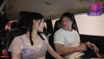 【女大生堕落史】，21岁励志留学生【魏乔安】下海作品，跳蛋调教，车震被干到腿软连续高潮