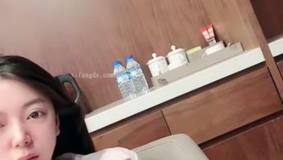 帝王享受！女神带闺蜜下海3P 【奶西】双洞起开！超级过瘾 奶球 