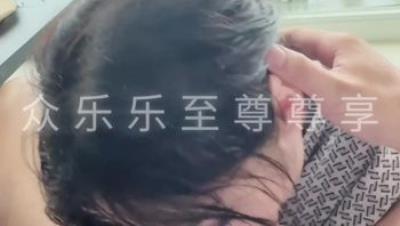 射爆！！专攻高颜值网红台湾泡良大神「郑原创」FO私拍，高人气颜值网红，忘我吃鸡鸡吃了一半，要求要接吻，骚到融化！