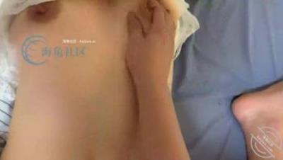 真实乱伦大神【舅妈的爱情故事】钻石贴②，小马拉大车重回老A8亲妈的阴道，以后我没有家了