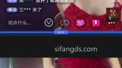 抖音『殷萧童』双视角直播 炮机自慰忍耐高潮，还是大哥会玩 别人女神被调教的不要不要的