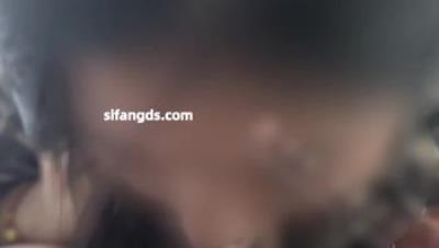 【小杏仁】VIP群高级定制，请叫我口水拉丝的神！这次真的色度拉满了！主人竟然把口交完的口水抹我脸上