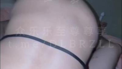 隐藏大佬新晋约啪大神「牛战士」多年约炮江浙沪极品高颜值白富美战果【第三波】杭州网红骚母狗&医美销售【对白超刺激】