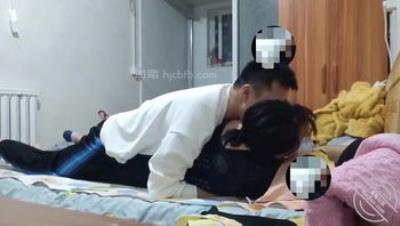 〔兄弟妈妈〕没忍住，还是把兄弟的妈给操了，大奶揉着真爽