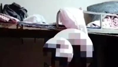 快要结婚的小妹 各种姿势猛操小妹 对白骚话 宿舍操逼