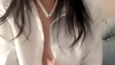 【典雅妇】风骚御姐 跳蛋不停狂震骚穴 全程跳蛋震逼高潮痉挛 表情好骚