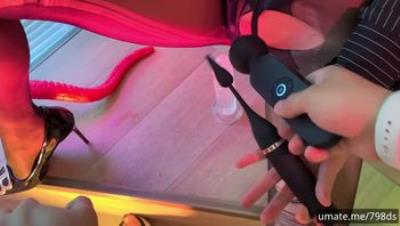 异类性瘾情侣，177大长腿反差母狗【svj798ds】楼梯口的邂逅，超清2K画质