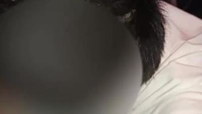 【公共场所】我在电影院勾引旁边的男人去楼道做爱。