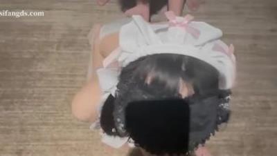 顶级淫妻【困困鱼】分享骚妻，婚前最后的放荡，和兄弟一起开发刚毕业的学生老婆，帝王般的服务