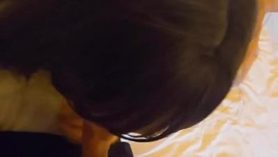 最新流出，大奶美鲍颜值女模【慕慕Momo毛毛喵】露脸性爱，COS杏子夫人幽靈娘被摄影师潜规则连玩带操(2V)2